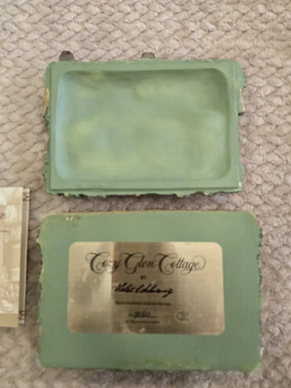 Franklin Mint Cozy Glen Cottage Violet Schwenig Limited Edition Card Box